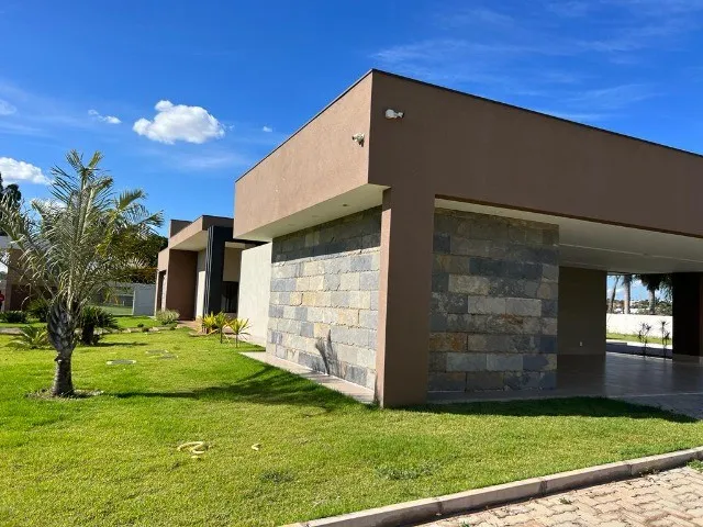 casa a venda na quadra 05 park way 3.webp